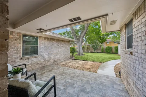 $565,000 | 11418 Ash Creek Drive, Houston, TX 77043