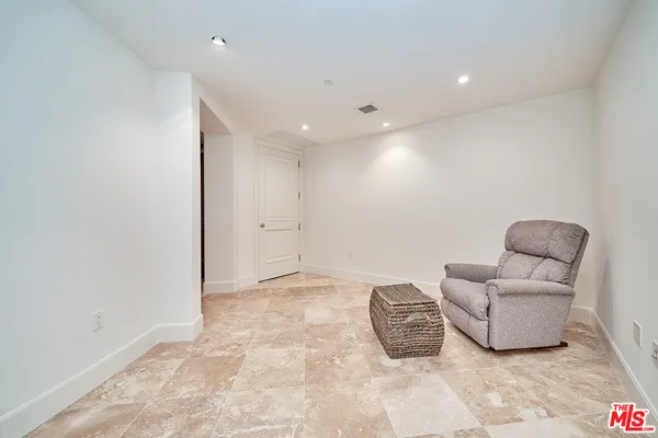 $888,888 | 5072 Scholarship, Unit 505D, Irvine, CA 92612