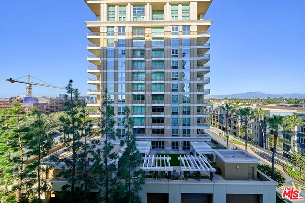 $888,888 | 5072 Scholarship, Unit 505D, Irvine, CA 92612