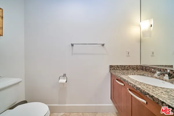 $888,888 | 5072 Scholarship, Unit 505D, Irvine, CA 92612