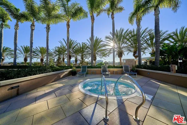 $888,888 | 5072 Scholarship, Unit 505D, Irvine, CA 92612