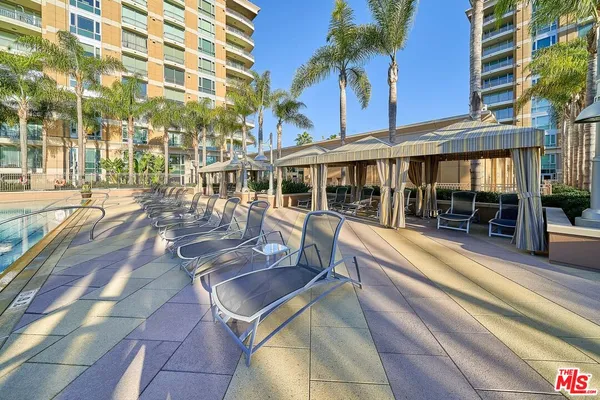 $888,888 | 5072 Scholarship, Unit 505D, Irvine, CA 92612