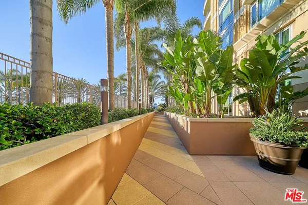 $888,888 | 5072 Scholarship, Unit 505D, Irvine, CA 92612