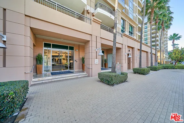 $888,888 | 5072 Scholarship, Unit 505D, Irvine, CA 92612