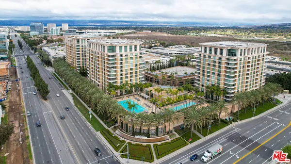 $888,888 | 5072 Scholarship, Unit 505D, Irvine, CA 92612