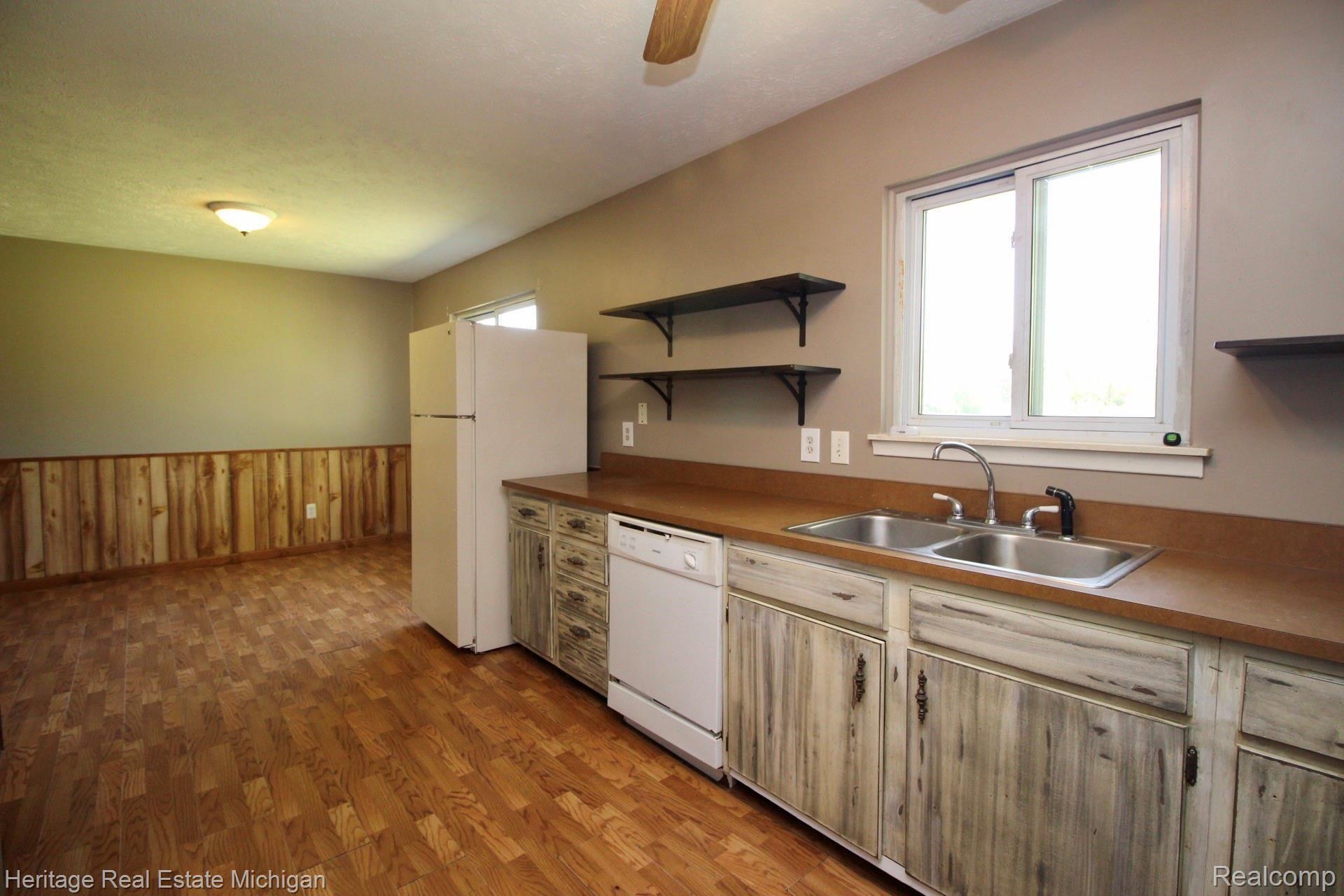 10267 Byron Road Howell, MI 48855 - Photo 12 of 35 Kitchen