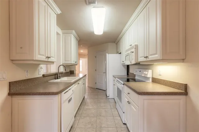 $339,000 | 424 Luna Bella Lane, Unit 422, New Smyrna Beach, FL 32168