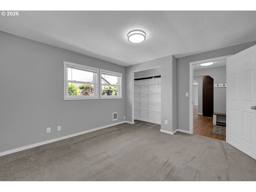 1027 Longridge Drive Springfield, OR 97478 - Photo 23 of 43
