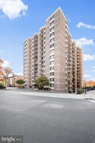 $217,750 | 4 Monroe Street, Unit 4810, Rockville, MD 20850