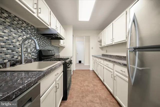 $217,750 | 4 Monroe Street, Unit 4810, Rockville, MD 20850