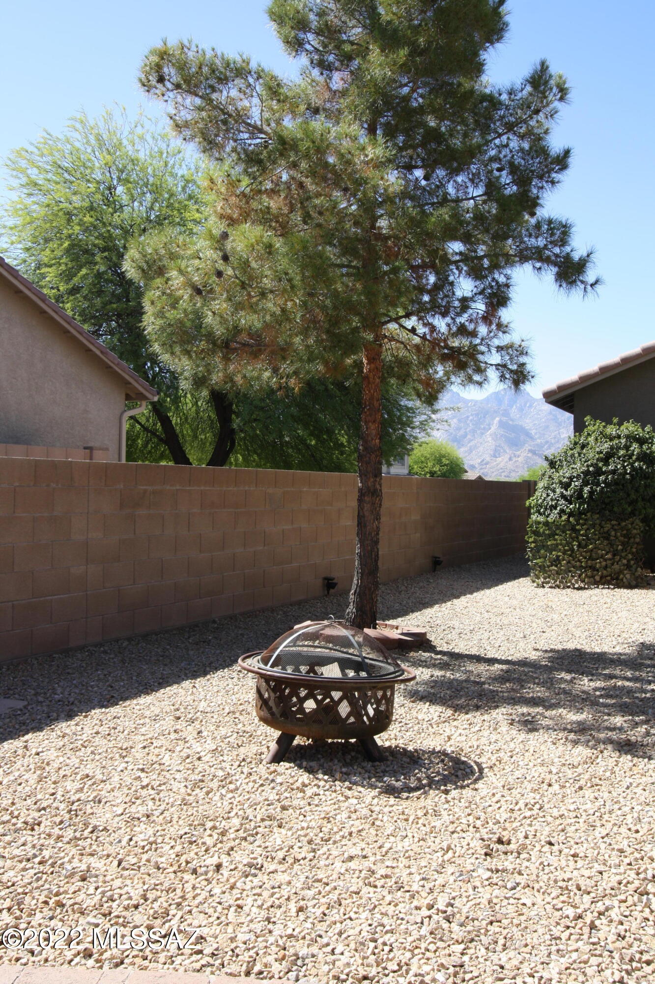 3725 East Northern Dancer Road Tucson, AZ 85739 - Photo 36 of 38 Firepit Area