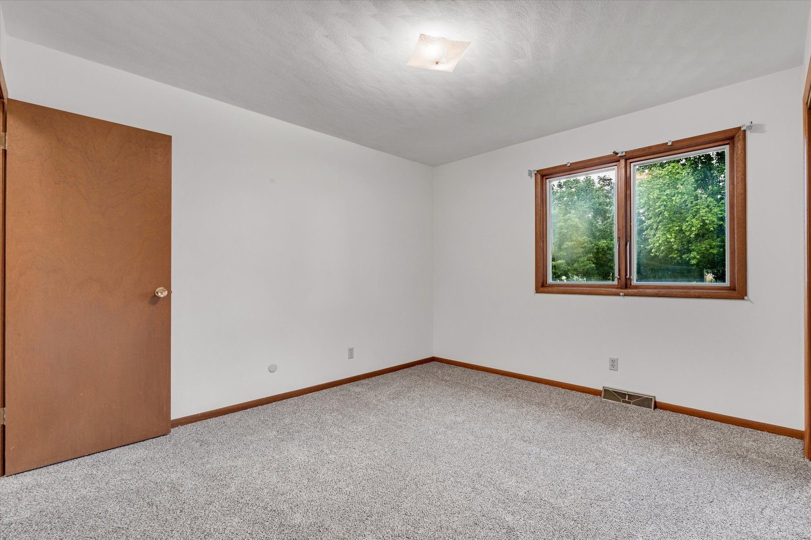 11822 3rd Street Milan, IL 61264 - Photo 27 of 45