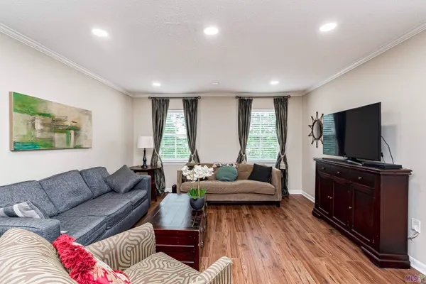 $77,000 | 4735 Government Street, Unit 216, Baton Rouge, LA 70806