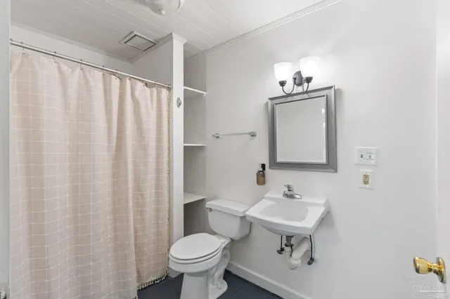 $165,000 | 512 North M Street, Pensacola, FL 32501