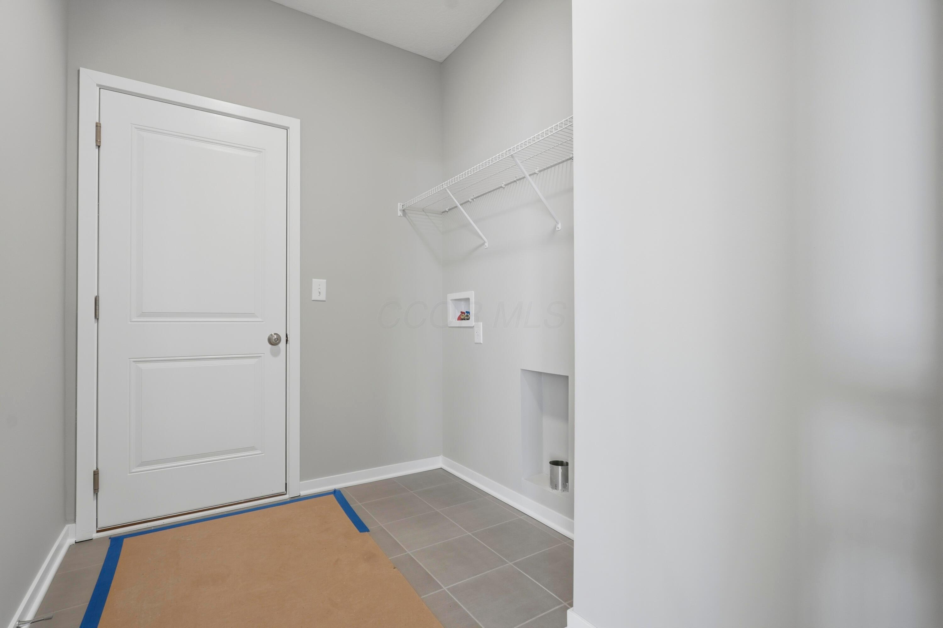 277 Olympic Loop Commercial Point, OH 43116 - Photo 5 of 34 Laundry Room