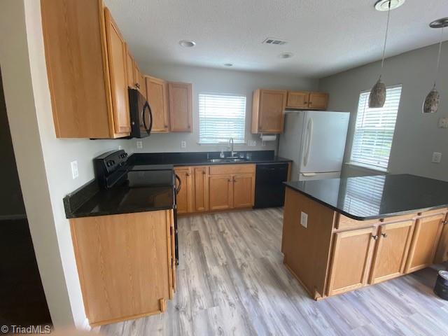 96 Tannenbaum Circle Greensboro, NC 27410 - Photo 5 of 30