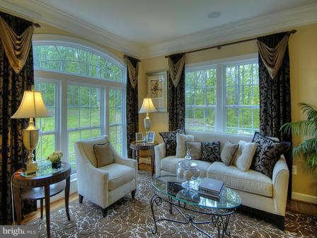 107 Sheppard Road Severna Park, MD 21146 - Photo 2 of 11 Living Room