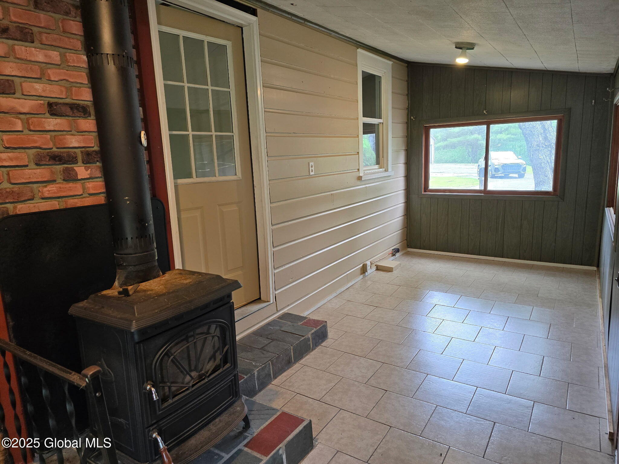 227 Ralph Road Lake Luzerne, NY 12846 - Photo 6 of 13 1181535810982951761_1747850281974 (1)