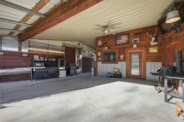 $349,900 | 115 Friar Tuck Drive, Gordonville, TX 76245