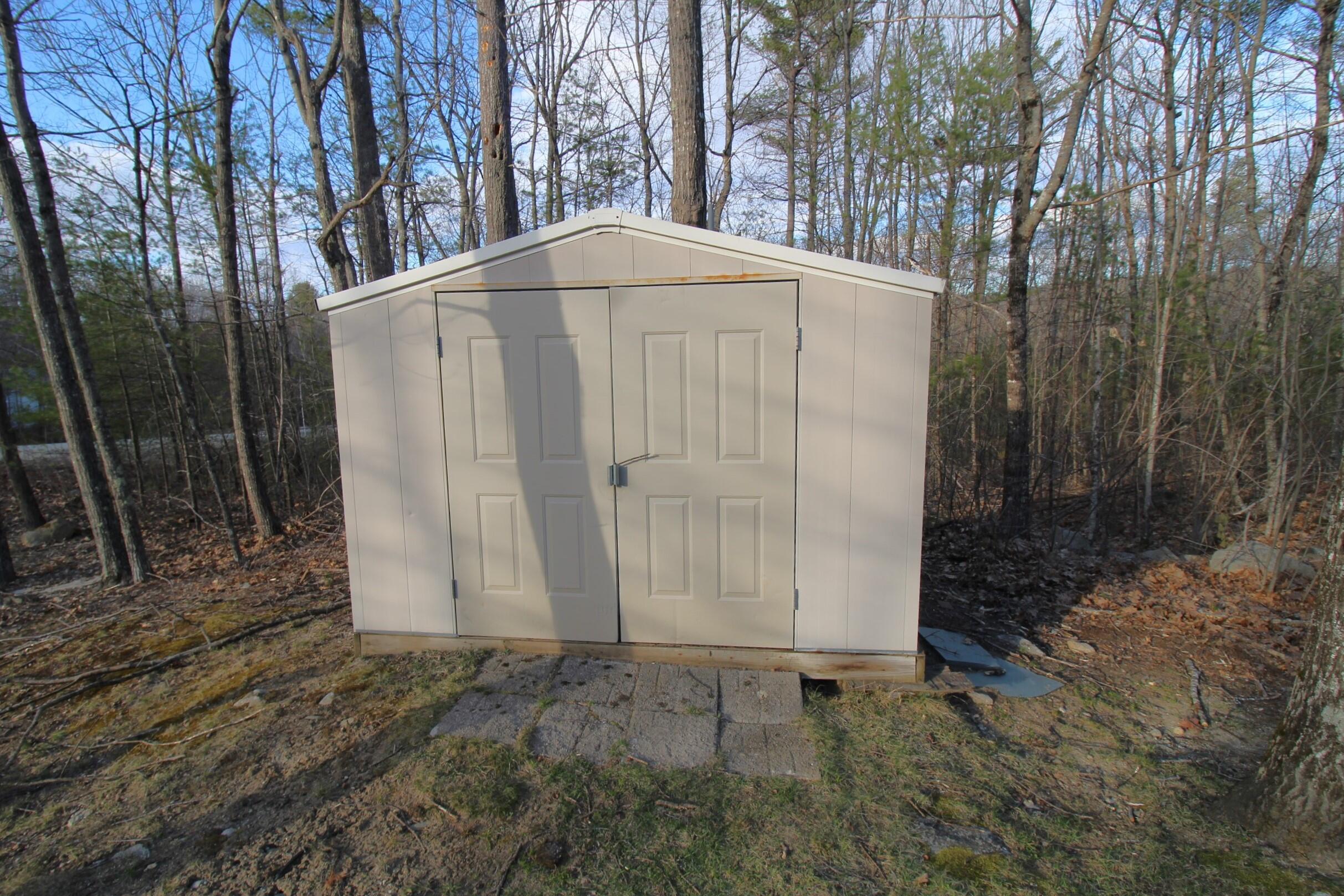 48 Hill Valley Road Poland, ME 04274 - Photo 32 of 37 31. Shed