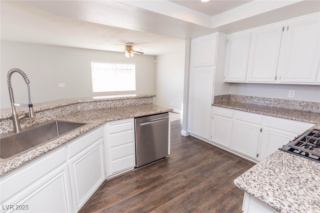 3320 Haven Beach Way Las Vegas, NV 89117 - Photo 11 of 30