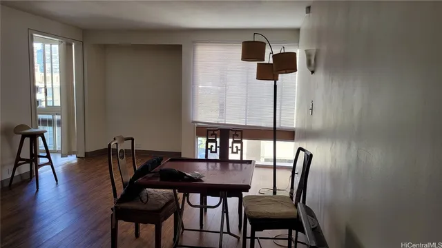$3,300 | 431 Nāhua Street, Unit 1005, Honolulu, HI 96815
