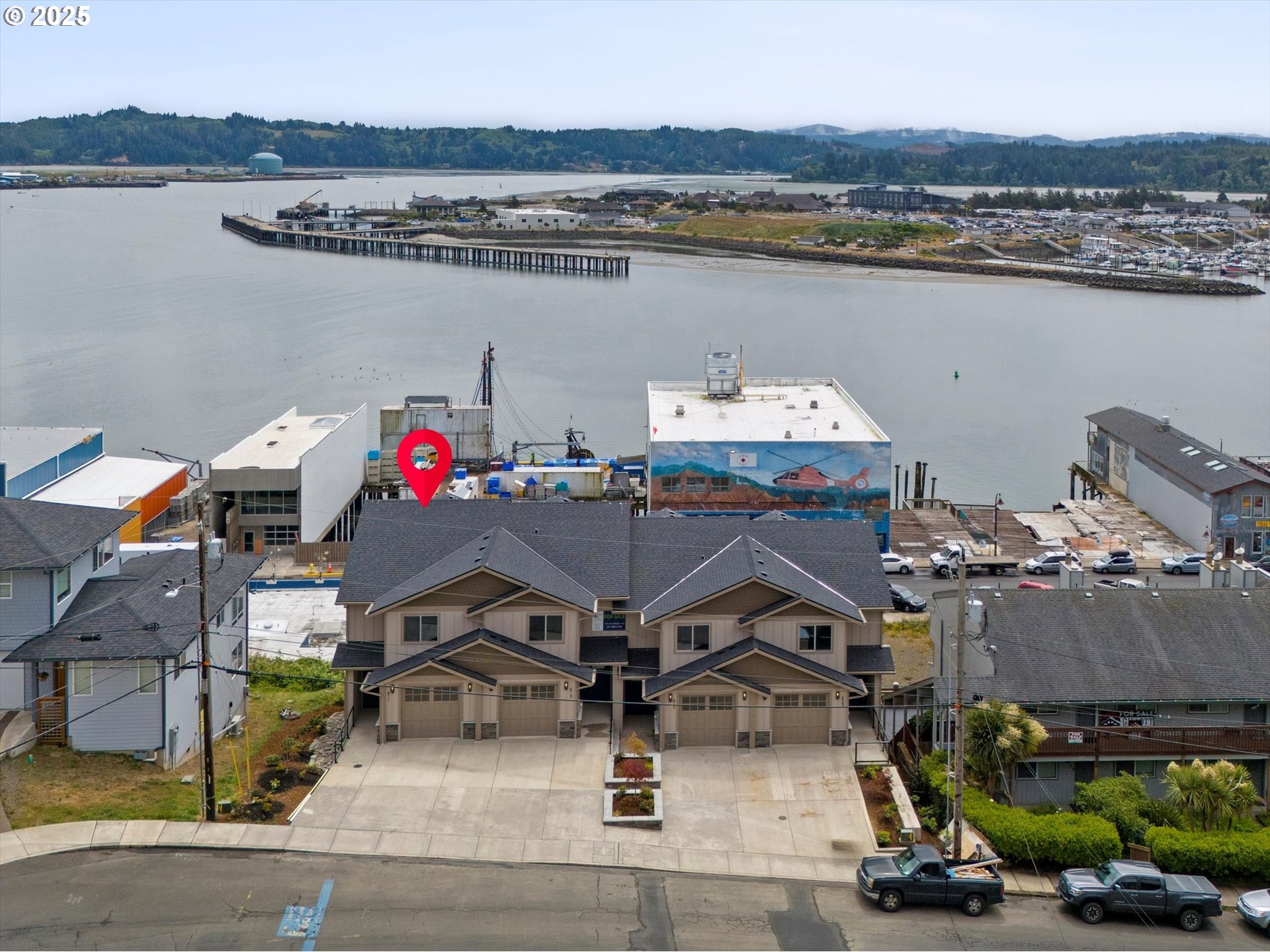 811 Southwest 13th Street Newport, OR 97365 - Photo 2 of 45 a view of a terrace with sitting area