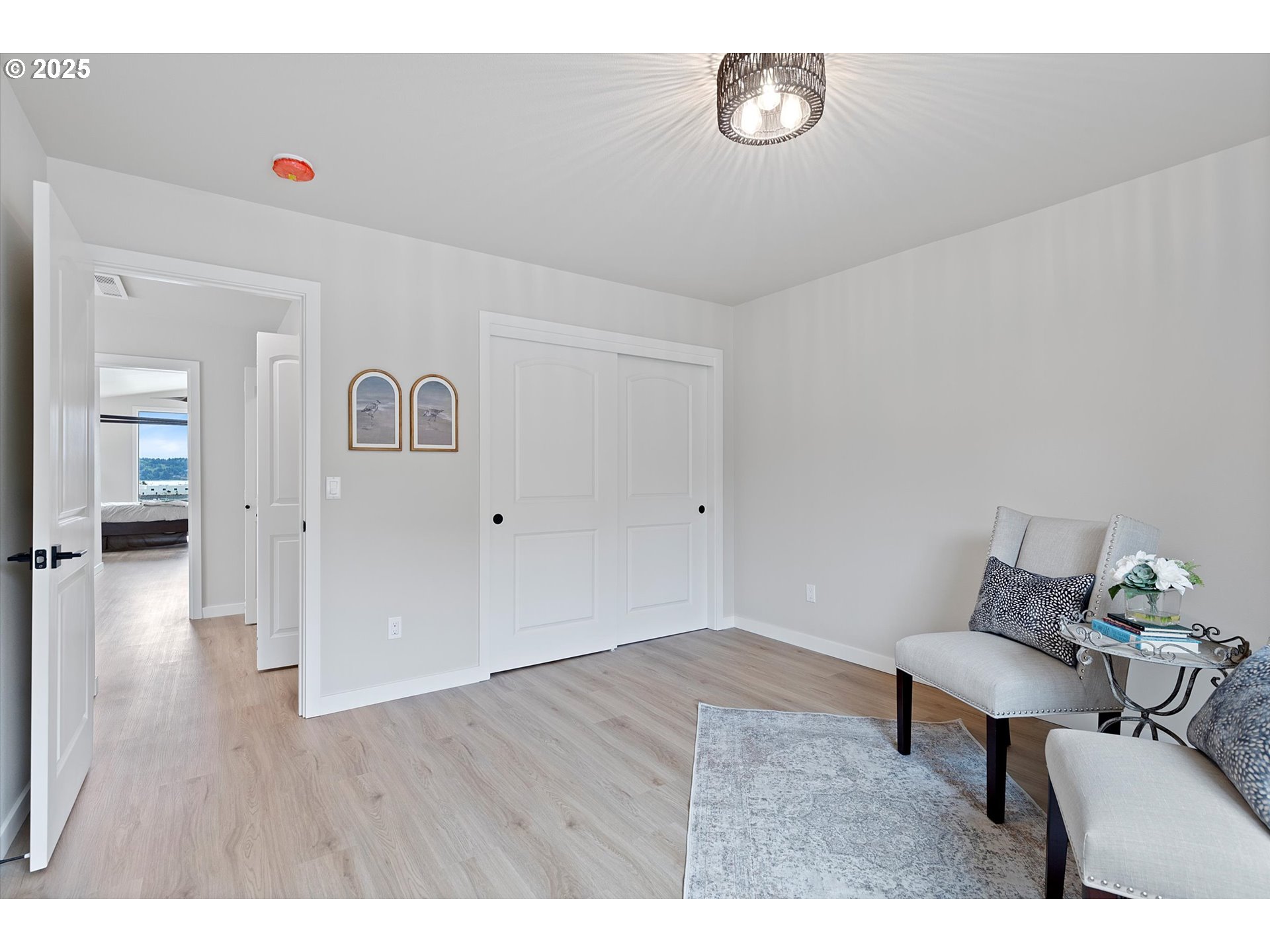 811 Southwest 13th Street Newport, OR 97365 - Photo 21 of 45 a view of livingroom with furniture and wooden floor