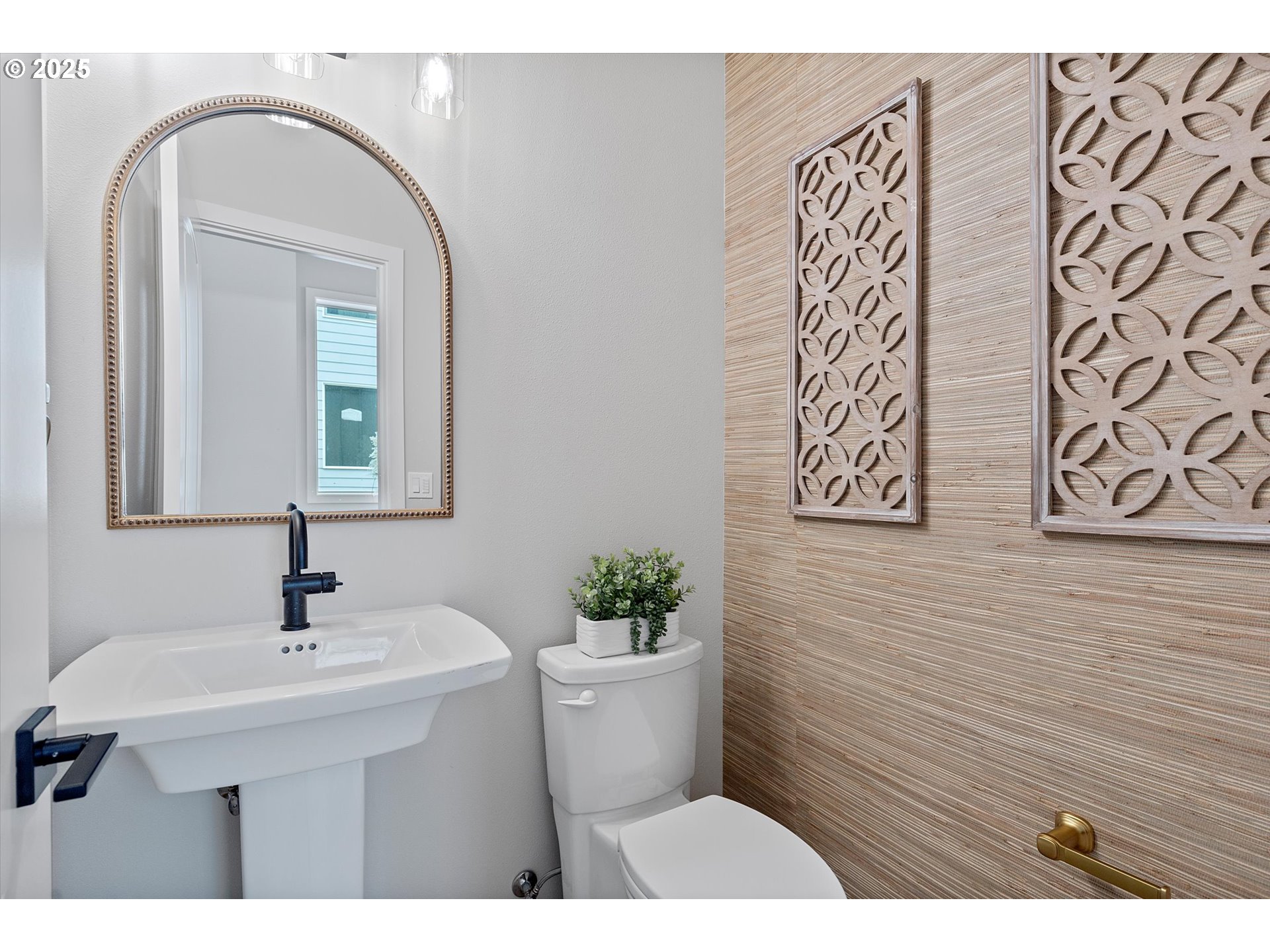 811 Southwest 13th Street Newport, OR 97365 - Photo 5 of 45 a bathroom with a sink and a mirror