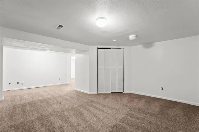 $235,000 | 9577 Outlook Drive, Overland Park, KS 66207