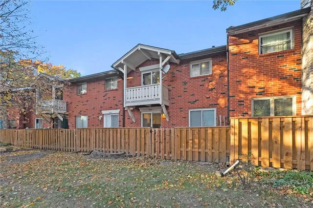 $235,000 | 9577 Outlook Drive, Overland Park, KS 66207