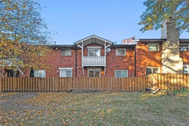 $235,000 | 9577 Outlook Drive, Overland Park, KS 66207