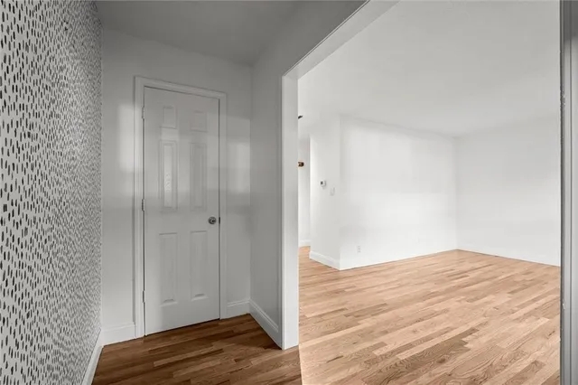 $235,000 | 9577 Outlook Drive, Overland Park, KS 66207