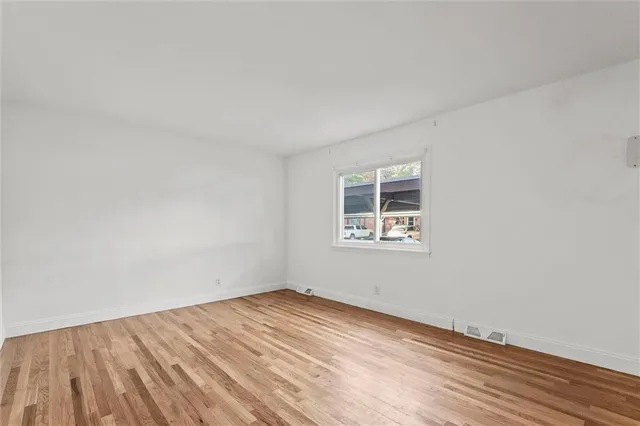 $235,000 | 9577 Outlook Drive, Overland Park, KS 66207