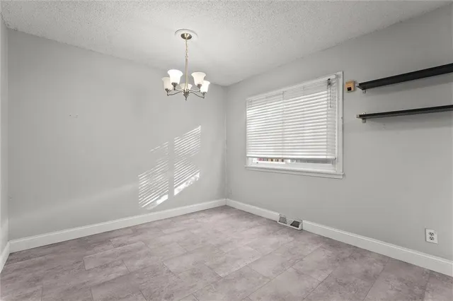 $235,000 | 9577 Outlook Drive, Overland Park, KS 66207