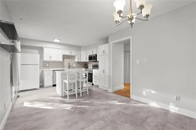 $235,000 | 9577 Outlook Drive, Overland Park, KS 66207