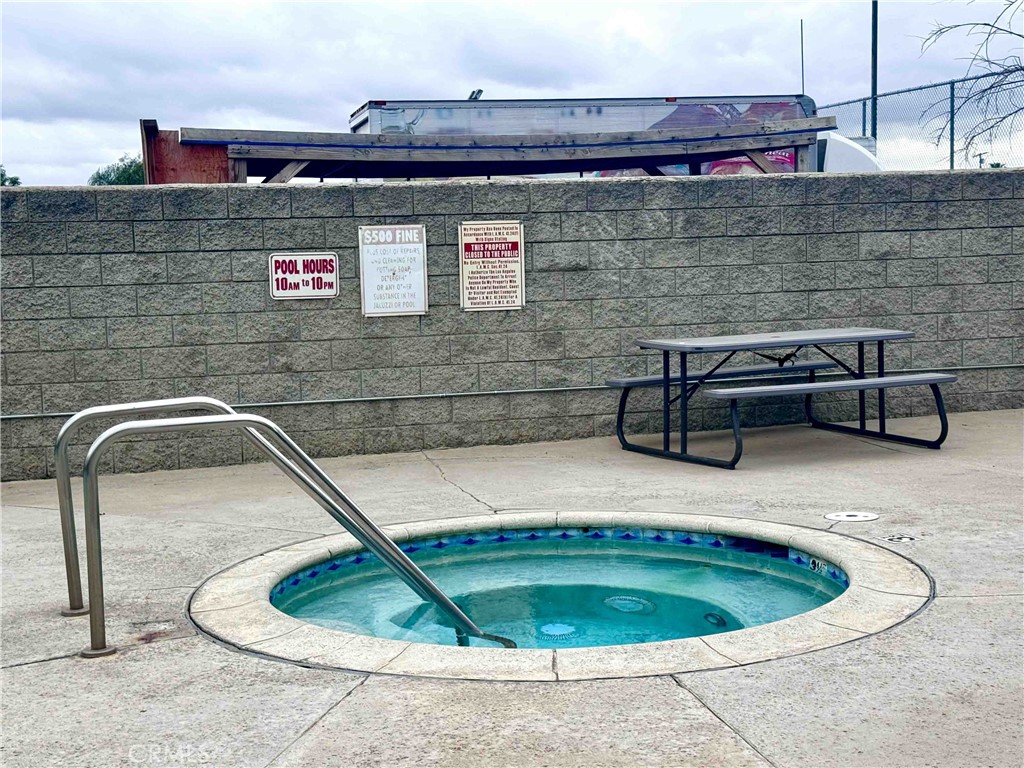 14152 Foothill Boulevard, Unit 35 Sylmar, CA 91342 - Photo 30 of 30 a close view of sink
