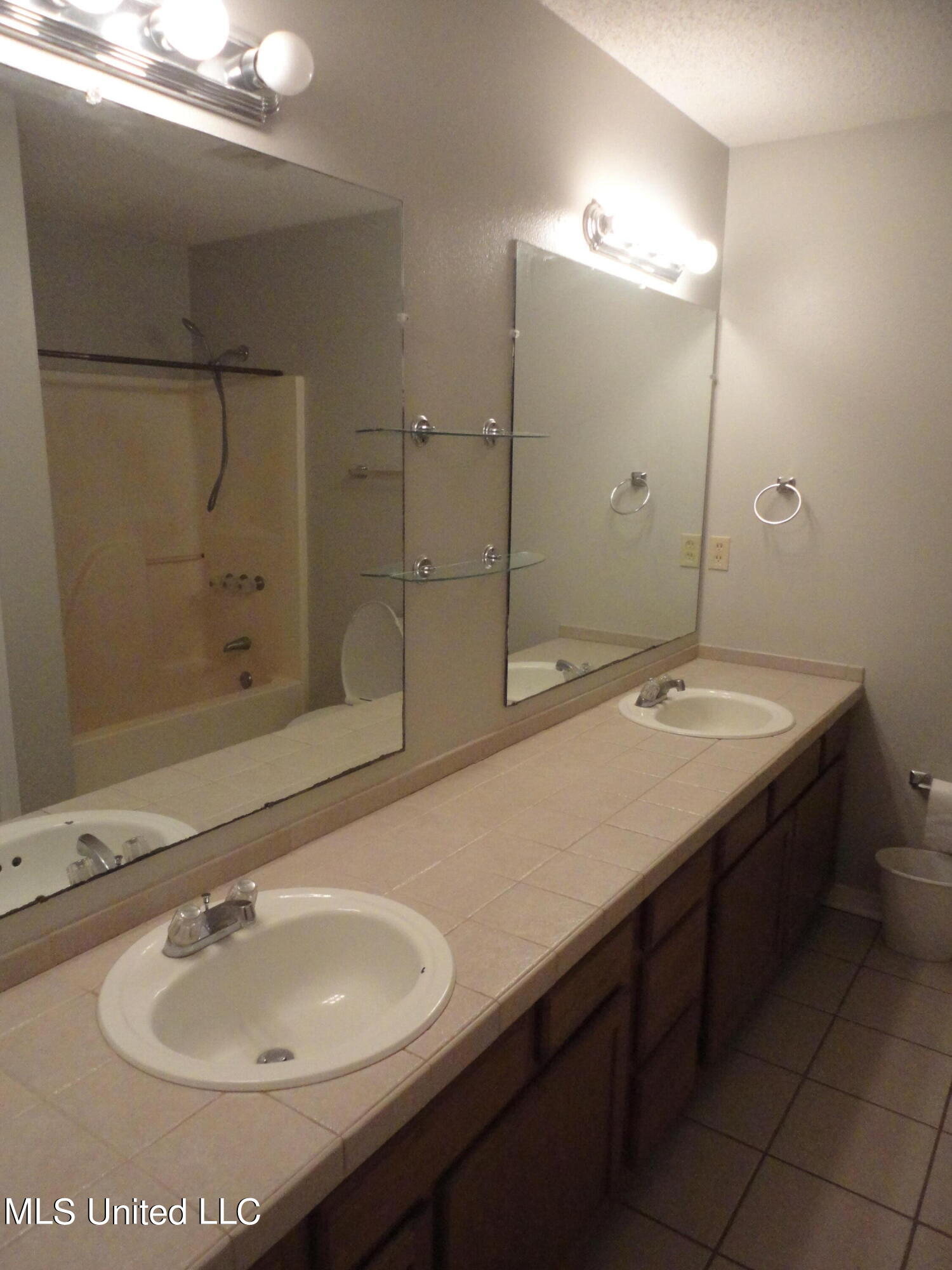 2216 Starfish Road Gautier, MS 39553 - Photo 17 of 30 DSC06888