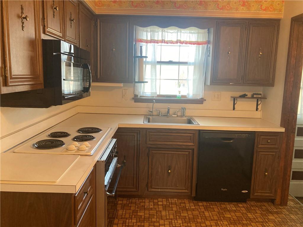 195 Barclay Hill Road Beaver, PA 15009 - Photo 6 of 20 Gallery Image 6