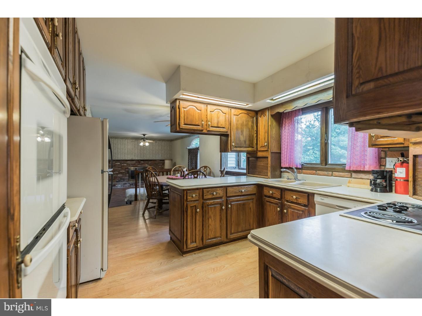 647 Grant Road Mount Laurel, NJ 08054 - Photo 7 of 23