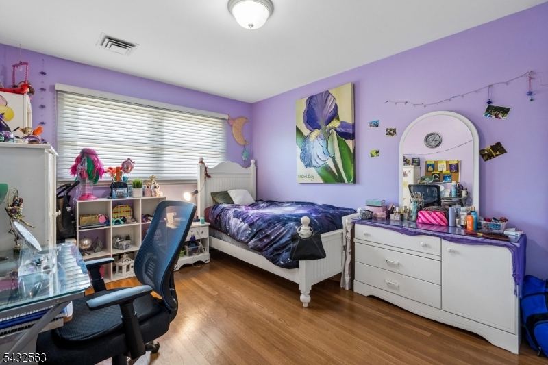 112 Pitt Road Springfield, NJ 07081 - Photo 13 of 26