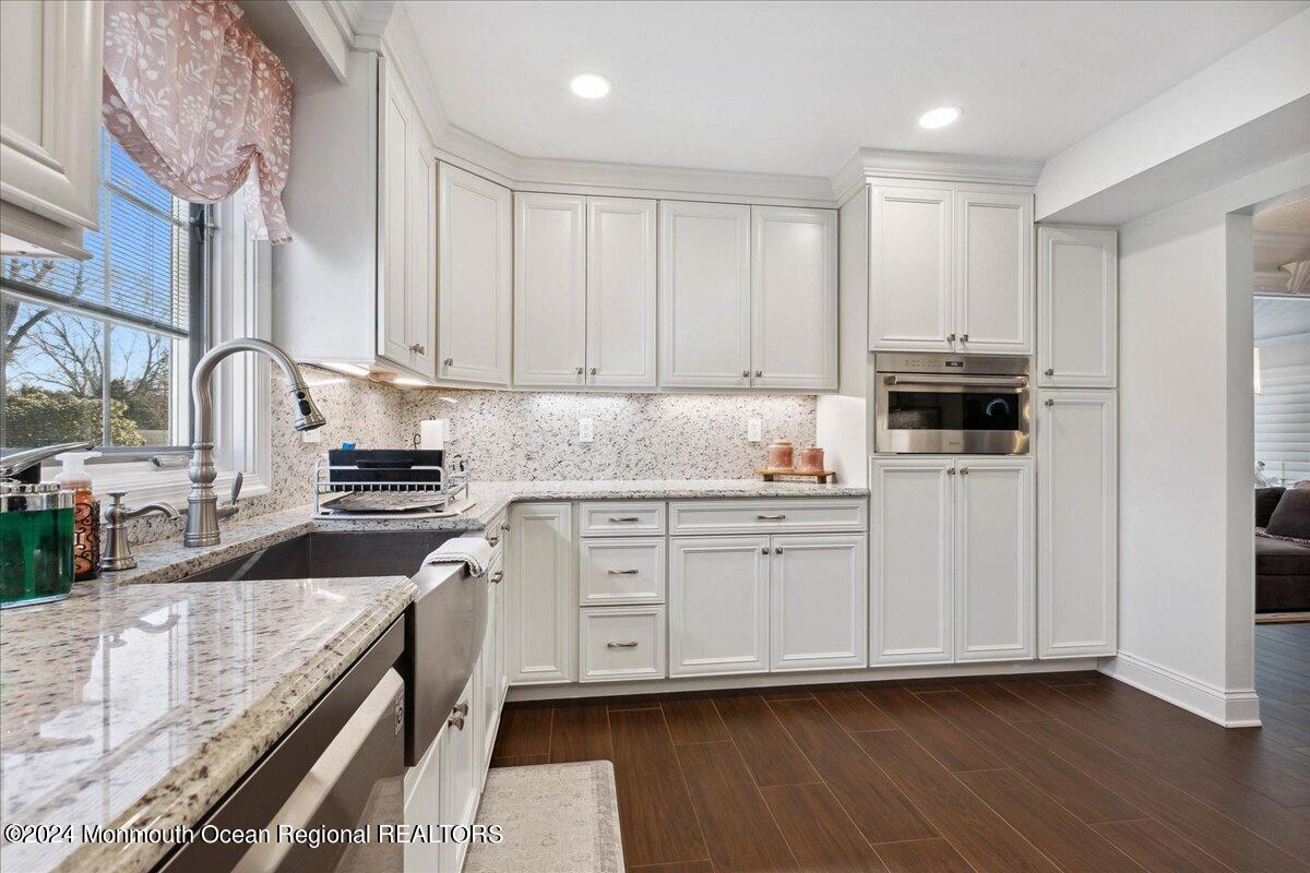10 Chelsea Road Manalapan, NJ 07726 - Photo 12 of 40 12-10 Chelsea Rd, Manalapan, NJ-12