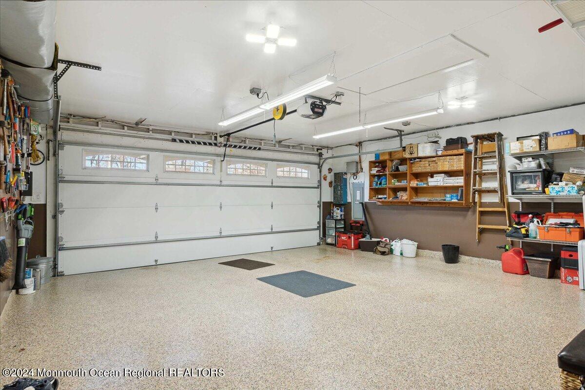10 Chelsea Road Manalapan, NJ 07726 - Photo 27 of 40 27-10 Chelsea Rd, Manalapan, NJ-27