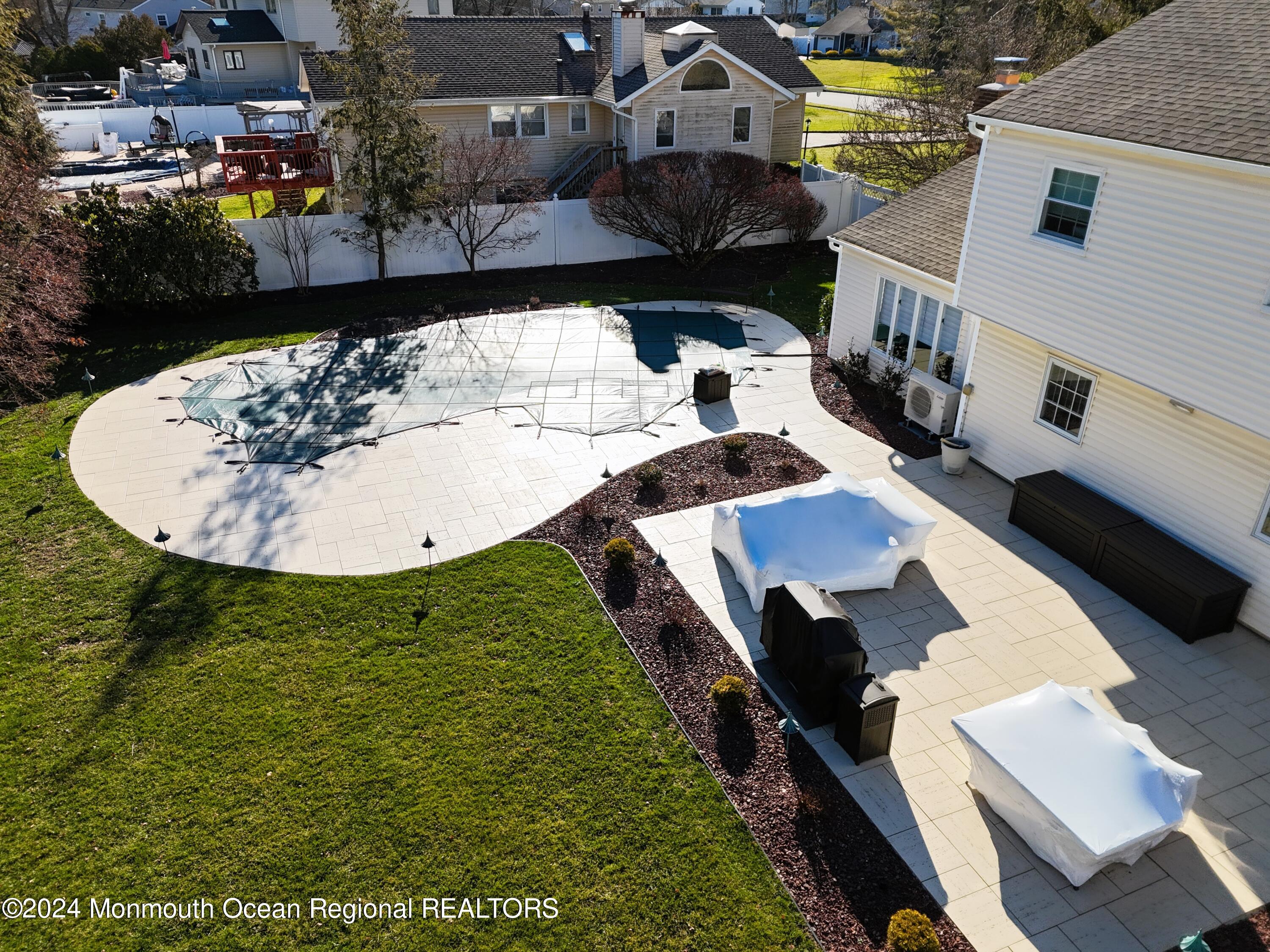 10 Chelsea Road Manalapan, NJ 07726 - Photo 32 of 40 26