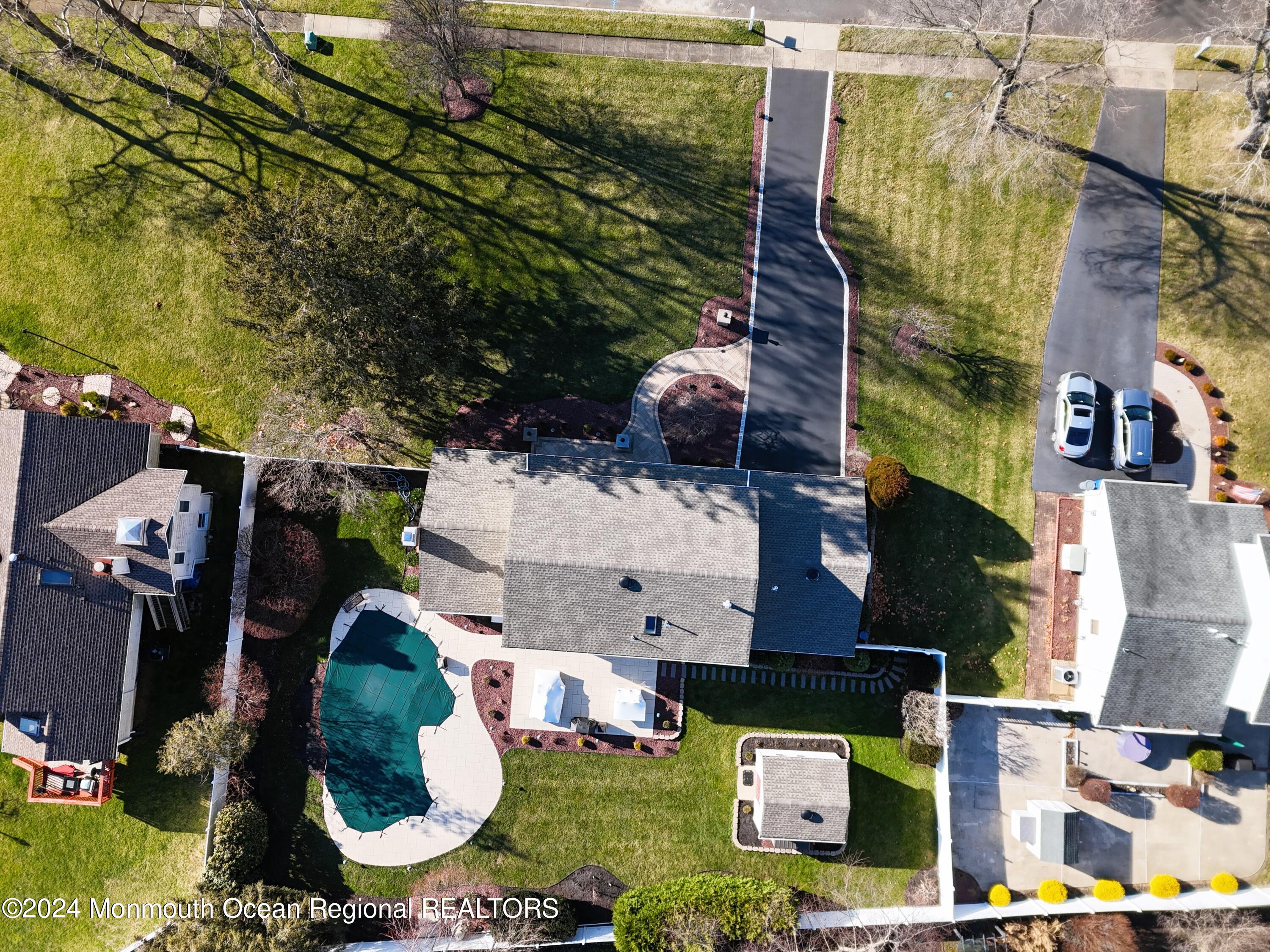 10 Chelsea Road Manalapan, NJ 07726 - Photo 33 of 40 28