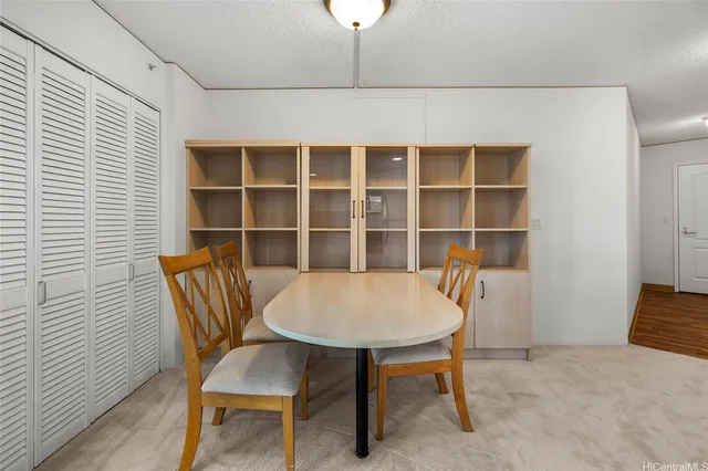 $525,000 | 1314 Kalakaua Avenue, Unit 1512, Honolulu, HI 96826