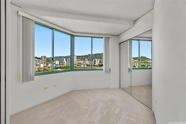 $525,000 | 1314 Kalakaua Avenue, Unit 1512, Honolulu, HI 96826