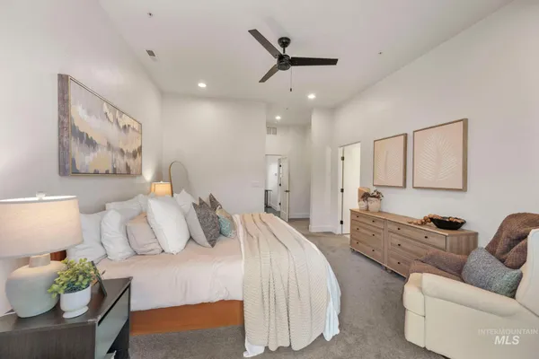 $725,000 | 429 East Water Pocket Lane, Garden City, ID 83714