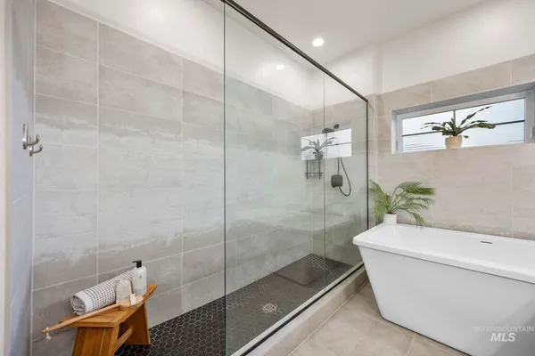 $725,000 | 429 East Water Pocket Lane, Garden City, ID 83714