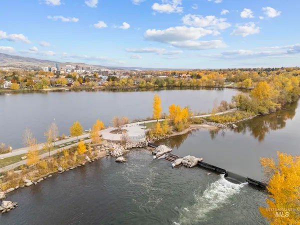 $725,000 | 429 East Water Pocket Lane, Garden City, ID 83714